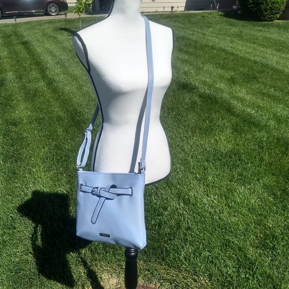 London Fog Ruby Crossbody-Hydrangea